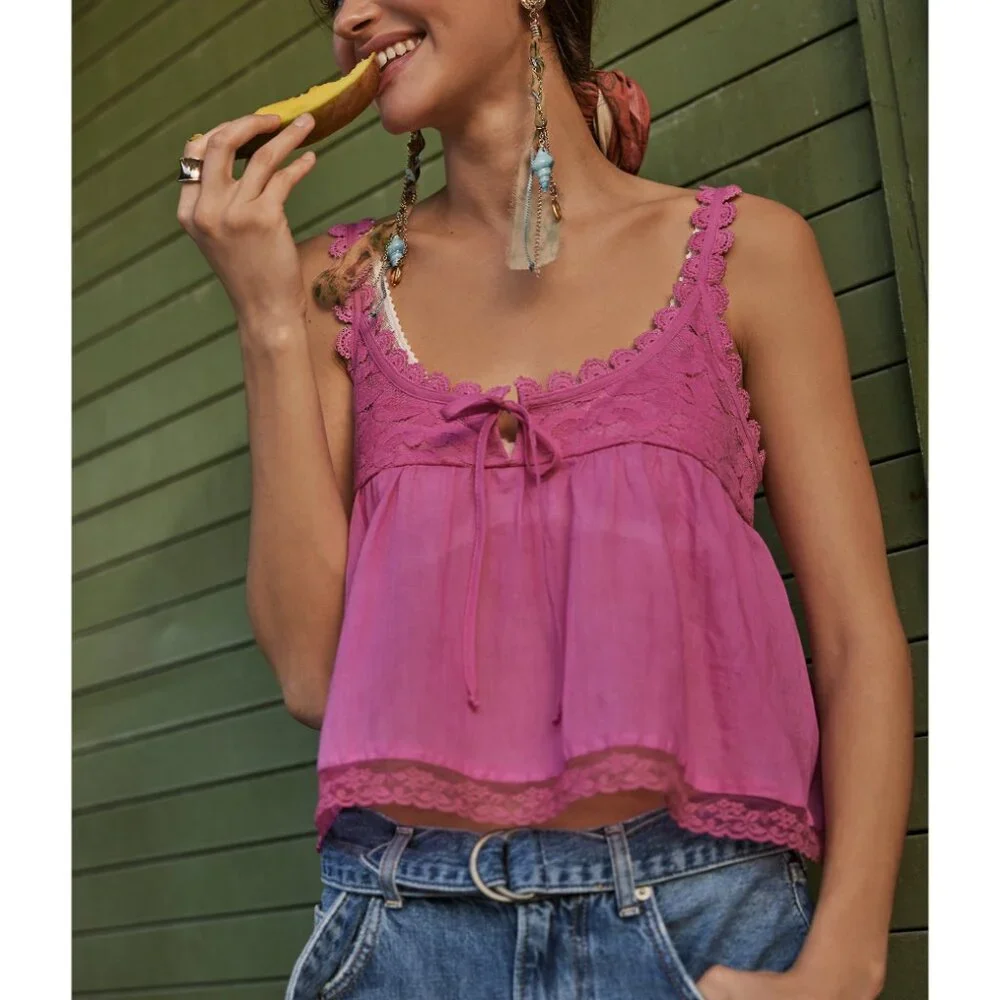 NWT Stevie Lace Tank Hibiscus
